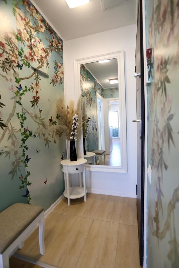 Apartament Beauty Smarald By Cosmopolis Stefanestii de Jos 外观 照片